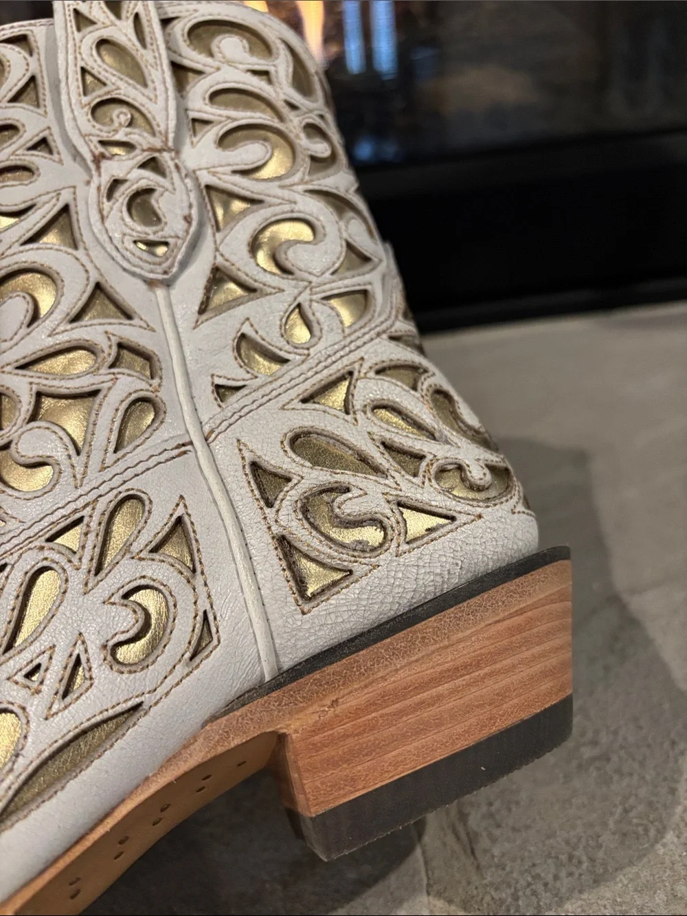 Ariat Valentina Classic Alabaster/Gold full grain leather,X toe,ATS,Western - Picture 9 of 13